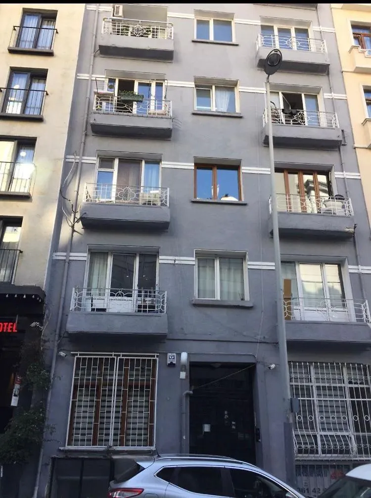 Taksim Blue Apartments イスタンブール トルコ